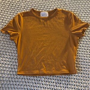 Crop top